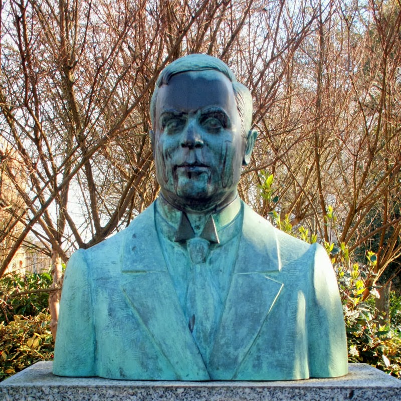 Busto de Aristides de Sousa Mendes em Bordéus